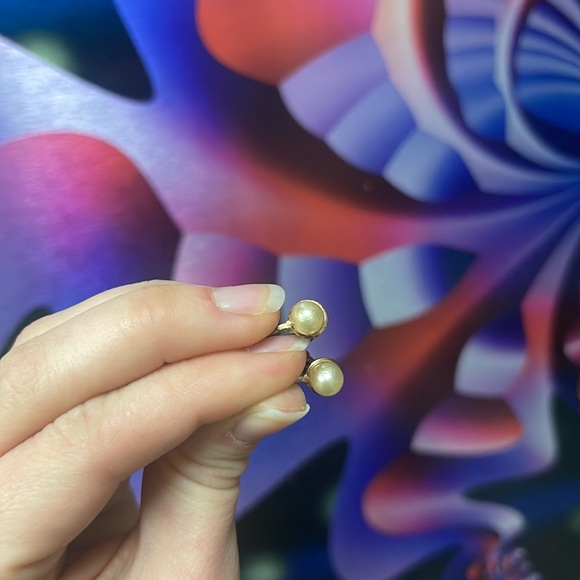 Vintage Pearl Earrings for non pierced ears - Picture 6 of 6